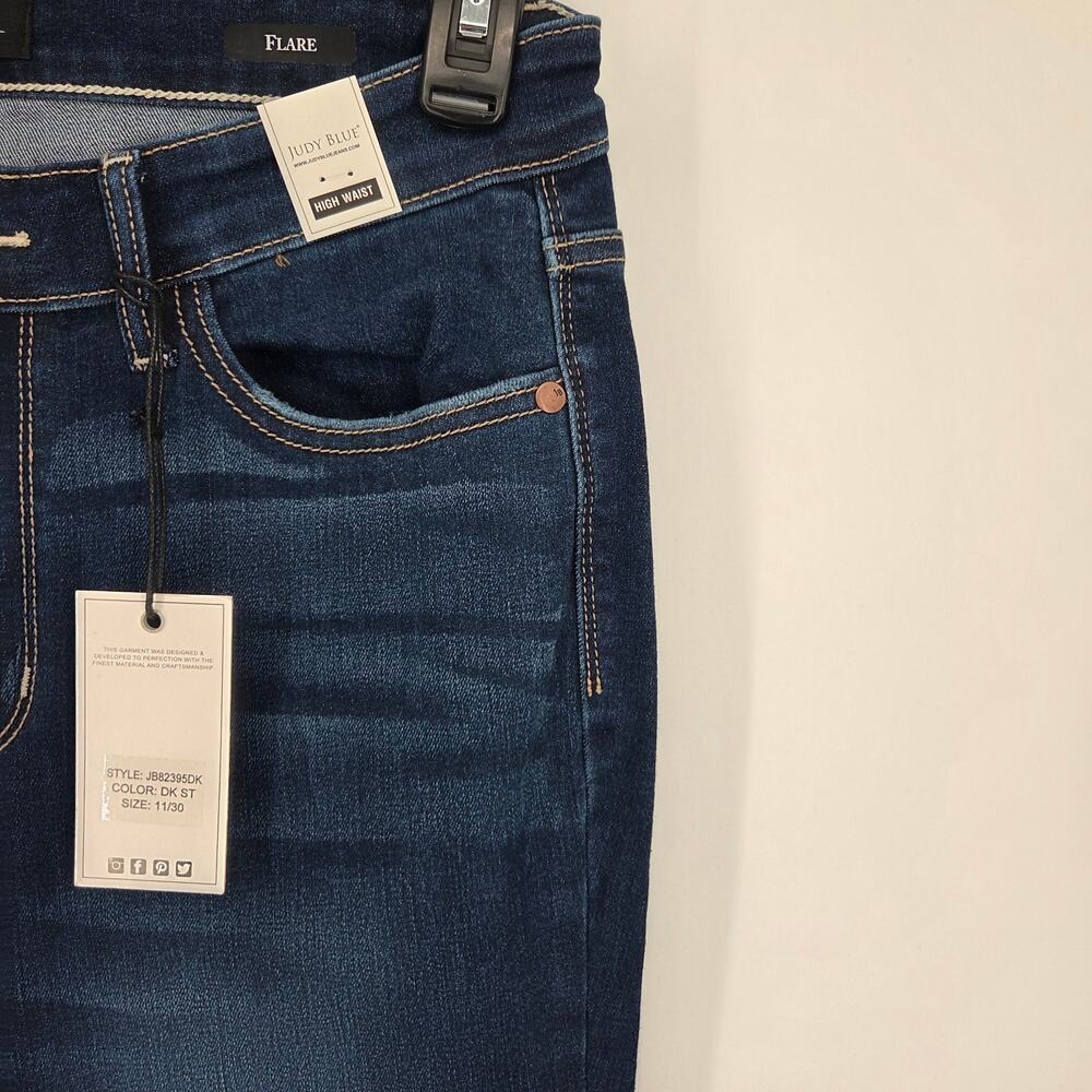 NEW Judy Blue High Waist Flare Wide Leg Dark Wash Jeans 82395 Size 11/30 - Picture 3 of 6